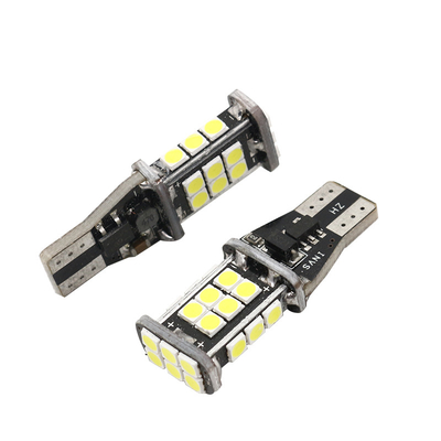 T15 3030 24SMD Canbus LEDのヘッドライト12Vは車のコーナー ライトの逆転を強調する