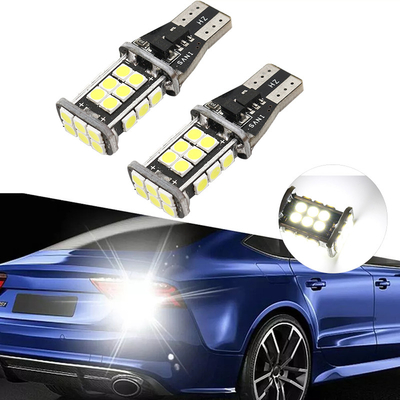 T15 3030 24SMD Canbus LEDのヘッドライト12Vは車のコーナー ライトの逆転を強調する