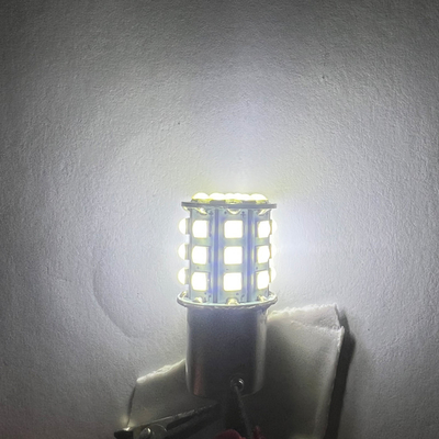 長持ちする 白色 LED ターンシグナル 自動車用 12V アルミ合金体 白色 黄色 赤 3030 33SMD